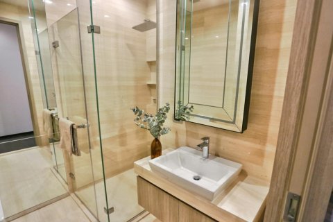 Кондоминиум с 2 комнатами в Ваттхане, Бангкок, Таиланд № 168175 - фото 13