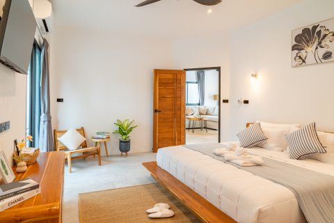 Villa on Chaweng Beach, Ko Samui, Thailand 3 bedrooms № 154564 - photo 8