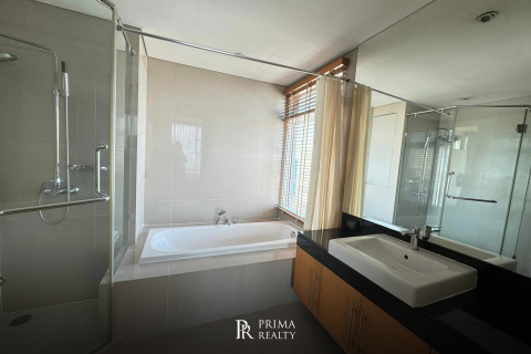 Condo in Watthana, Bangkok, Thailand, 3 bedrooms  № 163795 - photo 4