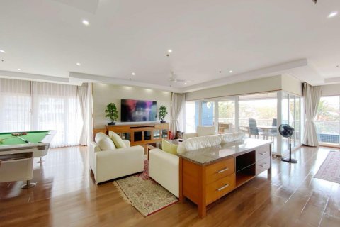 Condo in Pattaya, Thailand, 2 bedrooms  № 121148 - photo 6