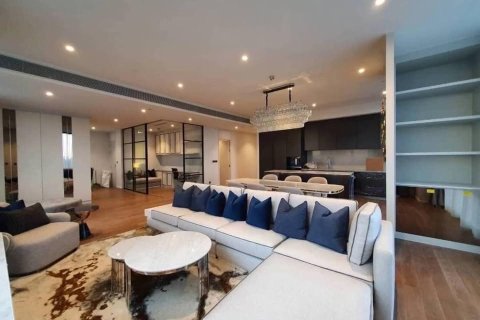 Condo in Pathum Wan, Bangkok, Thailand, 4 bedrooms  № 163887 - photo 3