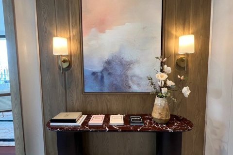 Condo in Watthana, Bangkok, Thailand, 3 bedrooms  № 163798 - photo 8