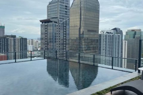 Condo in Watthana, Bangkok, Thailand, 2 bedrooms  № 167039 - photo 13