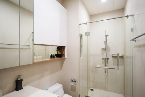 Кондоминиум с 2 комнатами в Патхум Ване, Бангкок, Таиланд № 163999 - фото 8