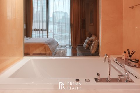 Condo à Watthana, Bangkok, Thaïlande, 2 chambres  № 163869 - photo 14