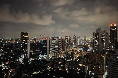 Condo in Khlong Toei, Bangkok, Thailand, 3 bedrooms № 164021 - photo 17