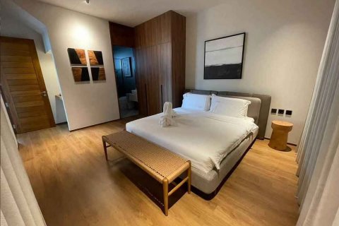 Недвижимость в Чалонге, Таиланд 300м2  № 135206 - фото 2