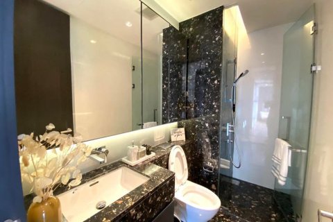 Condo in Khlong Toei, Bangkok, Thailand, 2 bedrooms  № 163777 - photo 7