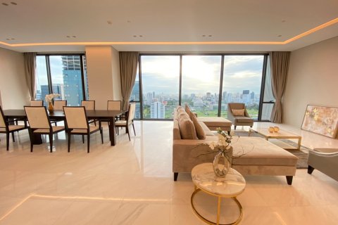 Condo in Pathum Wan, Bangkok, Thailand, 4 bedrooms  № 167056 - photo 3