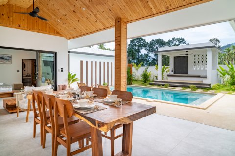 Villa on Chaweng Beach, Ko Samui, Thailand 3 bedrooms № 154564 - photo 3