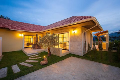 Property on Chaweng Beach, Ko Samui, Thailand 201 sq.m. № 154566 - photo 17