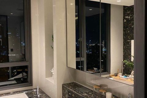 Condo in Khlong Toei, Bangkok, Thailand, 2 bedrooms  № 163777 - photo 10