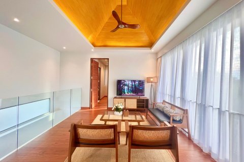 Villa in Bang Tao, Thailand 3 bedrooms № 152504 - photo 24