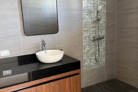 Недвижимость в Талат-Яи, Таиланд 500м2  № 135315 - фото 7