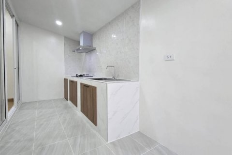 Propriété à Talat Yai, Thaïlande 36 m2 № 135144 - photo 12