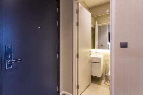 Condo à Pathum Wan, Bangkok, Thaïlande, 2 chambres  № 163872 - photo 19