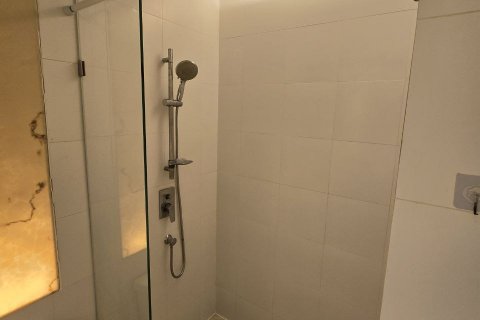 Condo in Pattaya, Thailand, 2 bedrooms  № 135313 - photo 5