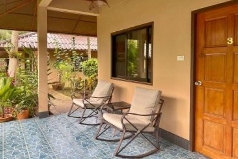 Chalet de 4 dormitorios en Khok Kloi, Tailandia № 233465 - foto 10