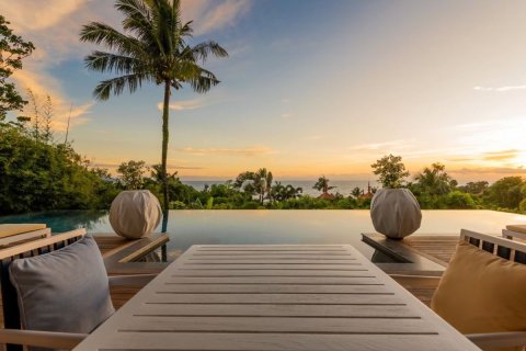 Вилла на Пляже Найтон, Таиланд с 4 комнатами  № 153705 - фото 3