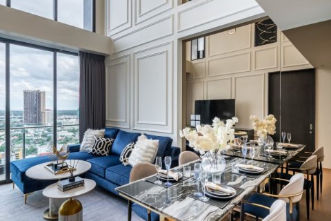 Condo à Khlong Toei, Bangkok, Thaïlande, 2 chambres № 163774 - photo 5