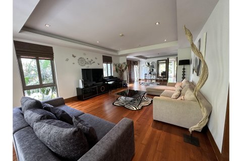 Condo on Naithon Beach, Thailand, 3 bedrooms № 210226 - photo 17