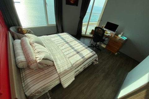 Condo in Pattaya, Thailand, 3 bedrooms № 199883 - photo 24
