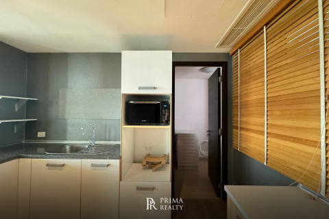 Condo in Watthana, Bangkok, Thailand, 3 bedrooms  № 163795 - photo 6