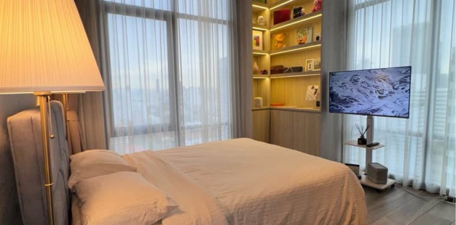 Condo in Watthana, Bangkok, Thailand, 2 bedrooms  № 167039