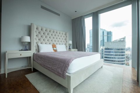 Condo in Bang Rak, Bangkok, Thailand, 3 bedrooms  № 167999 - photo 2