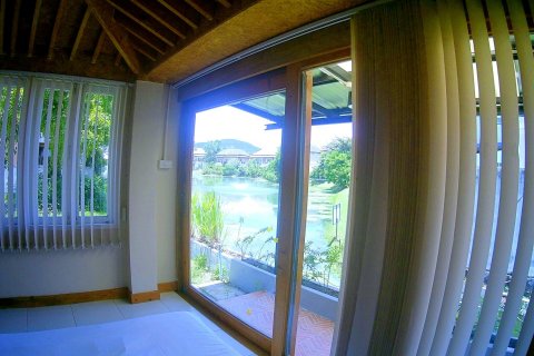House in Chalong, Thailand 4 bedrooms № 120457 - photo 4