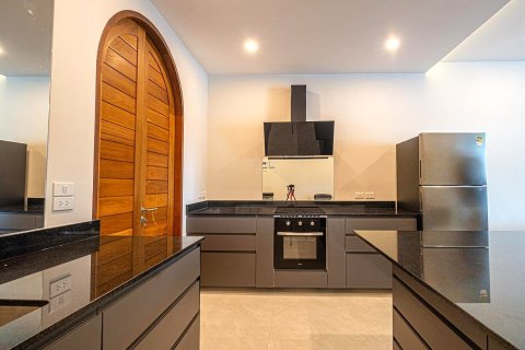 Villa on Chaweng Beach, Ko Samui, Thailand 3 bedrooms № 154491 - photo 10
