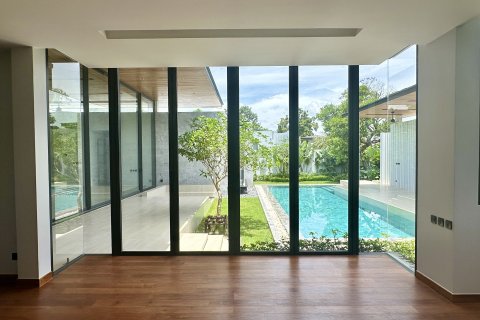 Villa in Bang Tao, Thailand 4 bedrooms № 152425 - photo 11