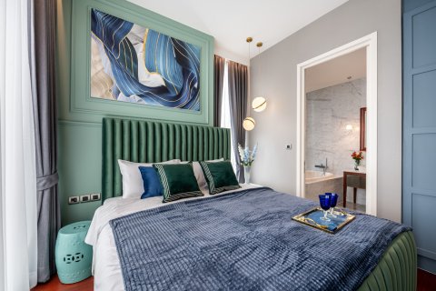 Condo in Watthana, Bangkok, Thailand, 2 bedrooms № 163801 - photo 12