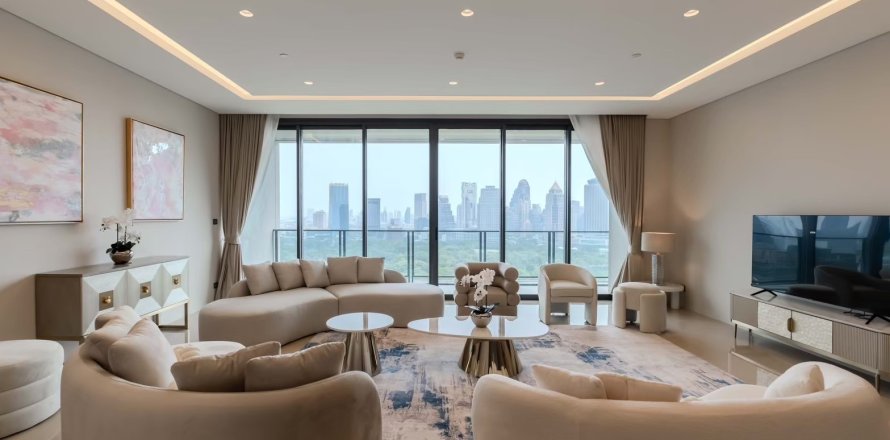 Condo in Pathum Wan, Bangkok, Thailand, 5 bedrooms  № 167057