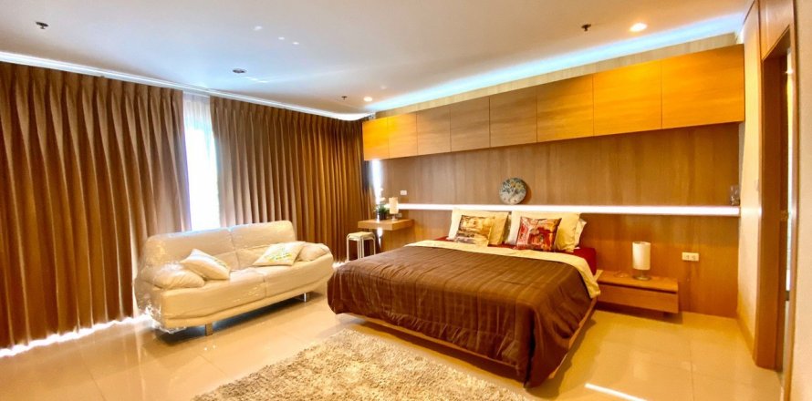 Кондоминиум с 3 спальнями в Паттайе, Таиланд № 121088