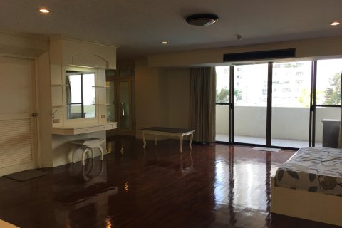 Кондоминиум с 5 комнатами в Ваттхане, Бангкок, Таиланд № 163938 - фото 21