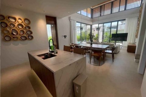 Недвижимость в Чалонге, Таиланд 300м2  № 135206 - фото 12