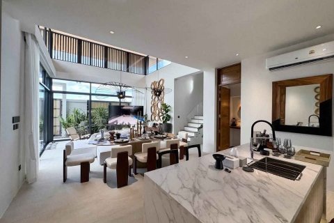 Недвижимость в Чалонге, Таиланд 300м2  № 135206 - фото 11