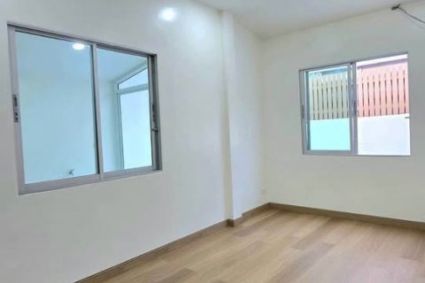 Propriété à Talat Yai, Thaïlande 36 m2 № 135144 - photo 9