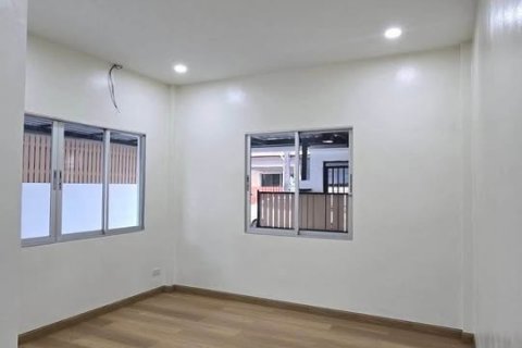 Propriété à Talat Yai, Thaïlande 36 m2 № 135144 - photo 2