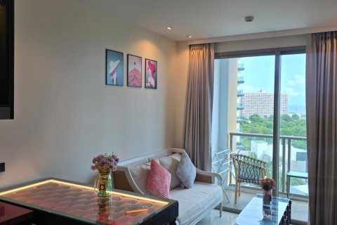 Condo in Pattaya, Thailand, 1 bedroom  № 146379 - photo 3