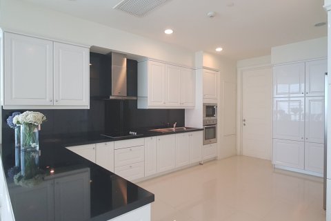 Condo à Bangkok, Thaïlande, 4 chambres № 164846 - photo 7