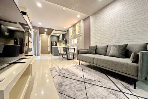 Condo in Pattaya, Thailand, 2 bedrooms № 158777 - photo 11