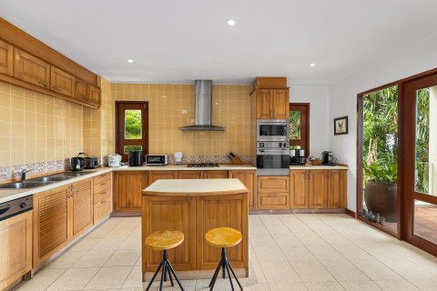 Вилла в Камале, Таиланд с 8 комнатами № 153701 - фото 15