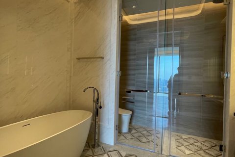 Кондоминиум с 2 комнатами в Патхум Ване, Бангкок, Таиланд № 163929 - фото 15