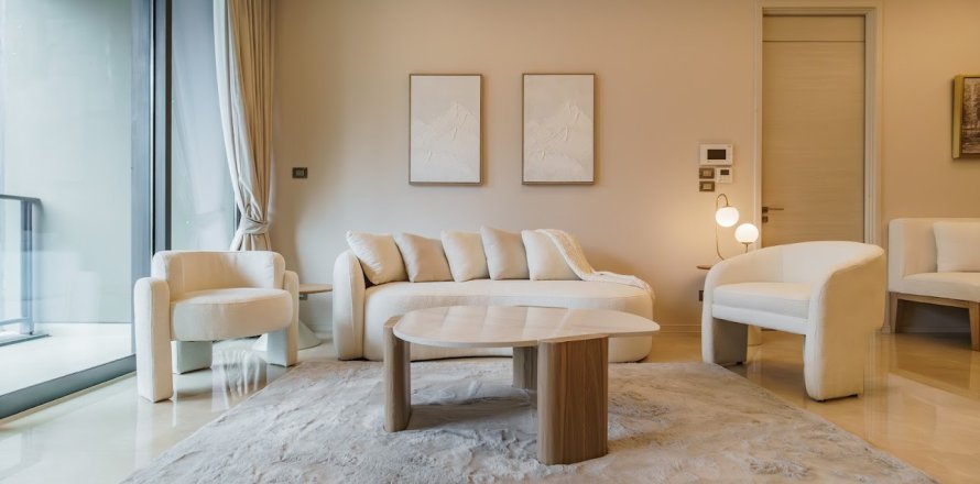 Condo in Pathum Wan, Bangkok, Thailand, 2 bedrooms  № 167058