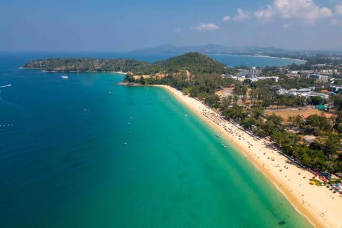 Вилла на Пляже Сурин, Таиланд с 7 комнатами  № 153704 - фото 1