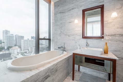 Condo in Watthana, Bangkok, Thailand, 2 bedrooms № 163800 - photo 7