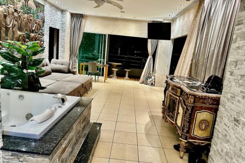 Недвижимость в Паттайе, Таиланд 122м2  № 170392 - фото 2