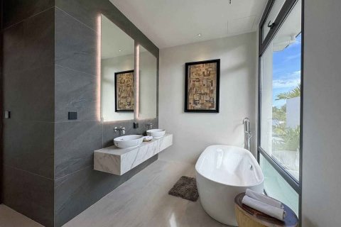 Недвижимость в Чалонге, Таиланд 300м2  № 135206 - фото 8